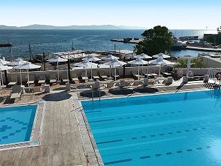 Kosta Palace City Hotel