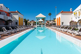 Bungalows Cordial Green Golf