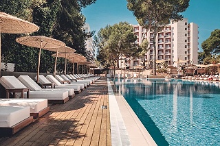 Caramelo Palma Beach