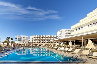 R2 Verónica Beach Hotel