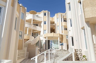 R2 Maryvent Beach Apartment