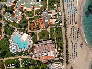Anissa Beach & Village Hotel