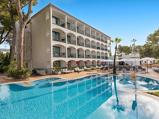 Valentin Somni Hotel & Suites