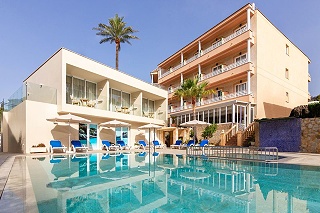 Venecia Paguera Hotel