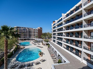 Hotel California Garden