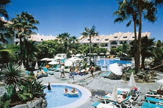 Paradise Park Fun Lifestyle Hotel