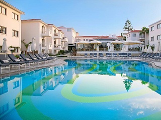 King Jason Paphos - Designed for adults by Louis Hotels