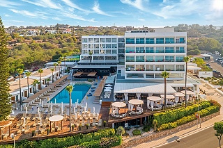 Napa Mermaid Hotel & Suites