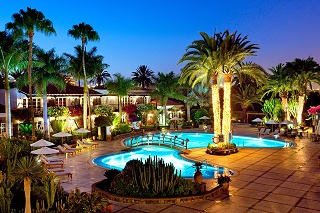 Seaside Grand Hotel Residencia