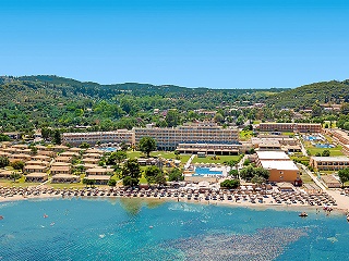 Canvas by Mitsis Messonghi