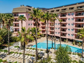 AQUA Hotel The Breeze & Spa