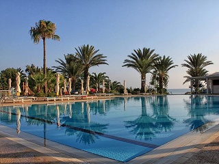 Crystal Springs Beach Hotel