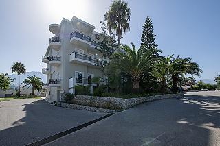 Vantaris Garden & Corner