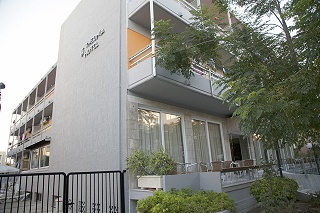 Hotel Theonia