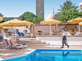 Canvas by Mitsis Petit Palais