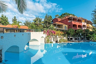 Pestana Village Garden Hotel