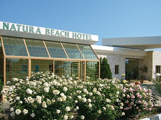 Natura Beach Hotel & Villas