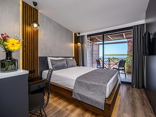 Adora Calma Beach Hotel