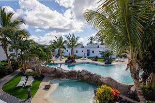 R2 Romantic Fantasia Dreams