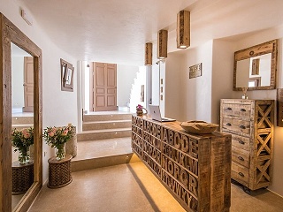 Anagram Boutique Hotel