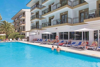 Guya Wave Hotel