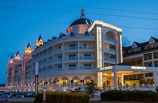Dream World Resort & Spa