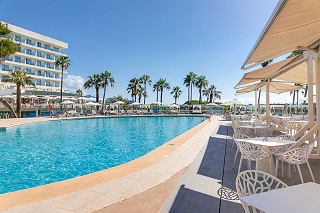 Playa Esperanza Resort