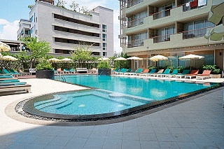 Long Beach Cha Am Resort