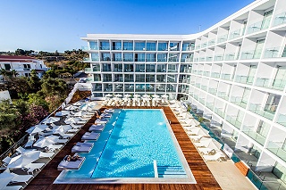 Eleana Hotel