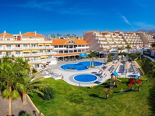 Tropical Park Hotel