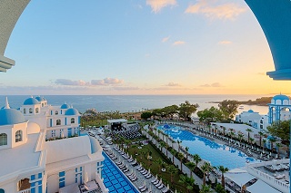 Rubi Platinum Spa Resort & Suites