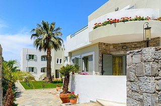 Angela Studios Apartments