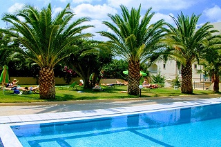 Theoni Apartment
