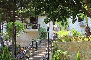 Illusion Beach & Club Hotel