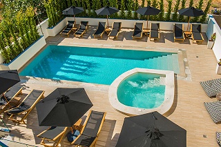 Omiros Boutique Hotel