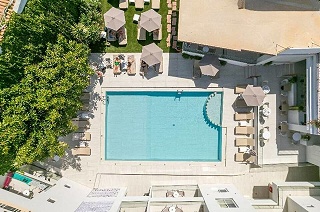 Tarra Hotel