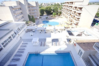 Playamar Apartments
