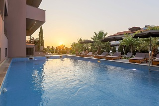 Hotel Yakinthos