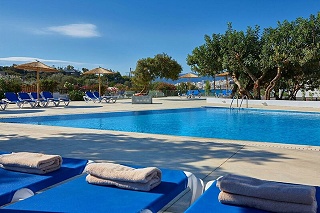 Vasia Ormos Hotel