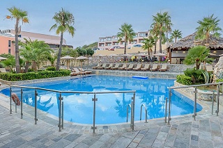 Theo Hotel