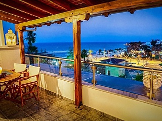 Aqua Mare Sea Side