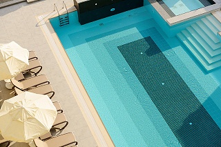 Green Garden Suite Hotel