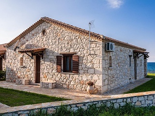 Kavos Psarou Villas