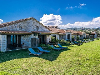 Kavos Psarou Villas