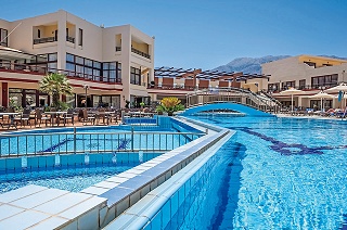 Vantaris Palace