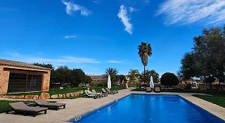 Bennoc Petit Hotel