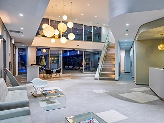 White Olive Premium Laganas