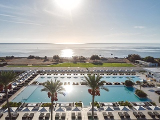 Gennadi Grand Resort