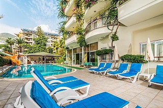 The S Apart & Suit Hotel