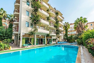 The S Apart & Suit Hotel